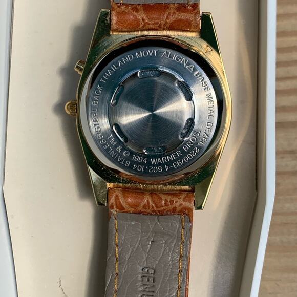 Vintage Collectible Tasmanian devil looney tunes musical watch and case main image 4